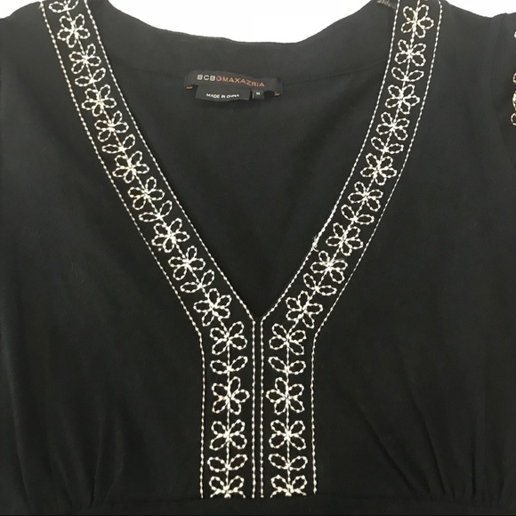 BCBG Max Azria Black Tunic Top sz M - Picture 3 of 8